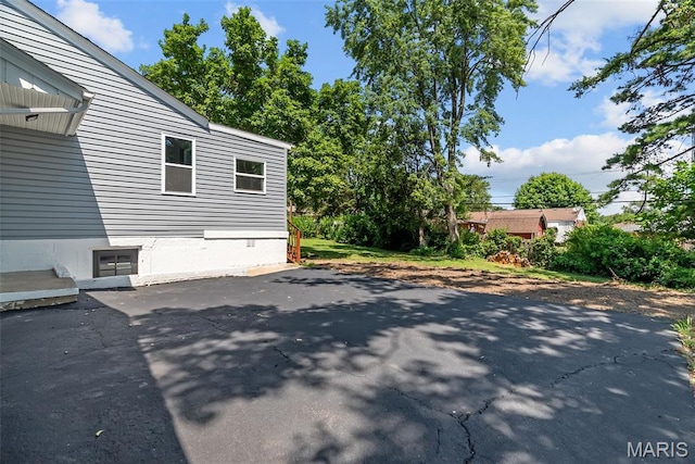 9515 Koerber Ln, Affton, MO 63123