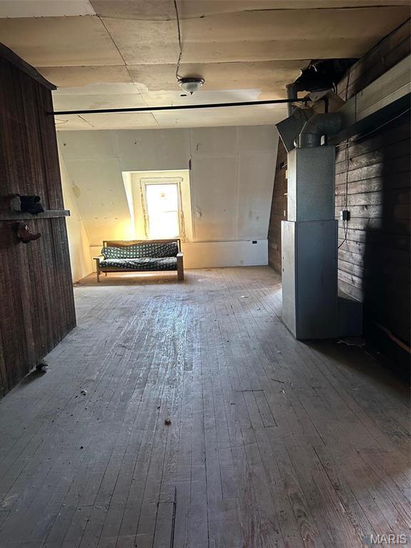 2643 Gravois Ave, Saint Louis, MO 63118 - empty room featuring hardwood / wood-style floors