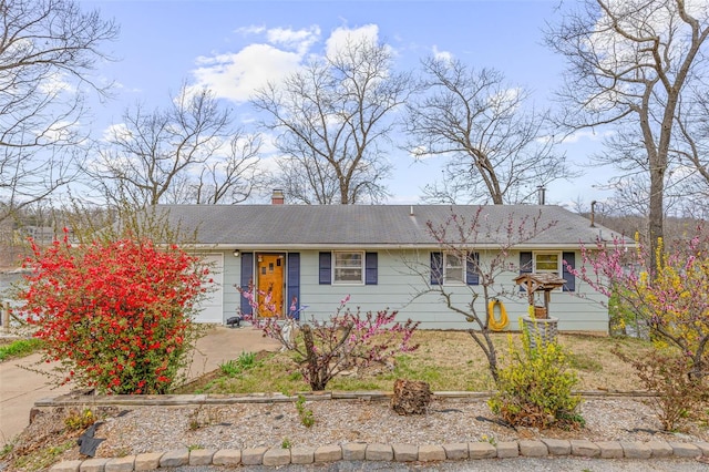 9449 E Lake View Dr, Bonne Terre, MO 63628 - ranch-style house featuring an attached garage, a chimney, and concrete driveway