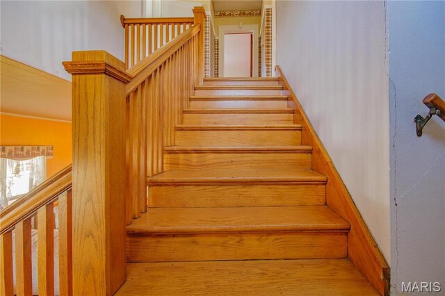708 E Fillmore St E, Fillmore, IL 62032 - view of stairway