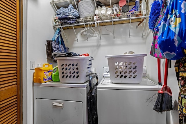 11165 Villmer Rd, Cadet, MO 63630 - washroom with washing machine and dryer