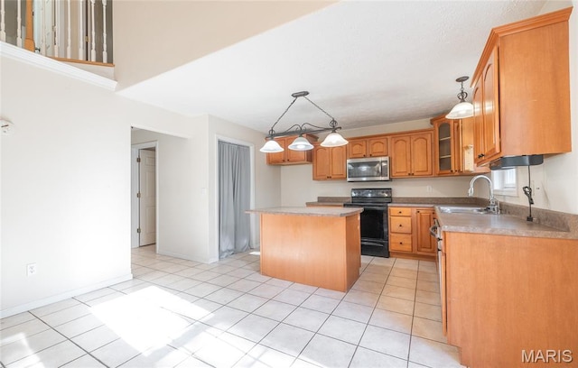 10625 Pine Needle Cir, Rolla, MO 65401 - kitchen featuring stainless steel microwave, black electric range oven, a sink, glass insert cabinets, and brown cabinets