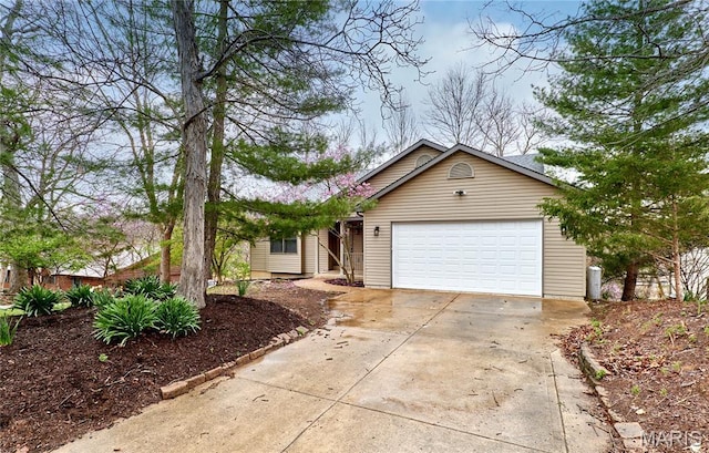 157 S Kings Rd, Lake Sherwood, MO 63357 - photo 2
