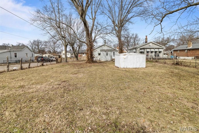 6546 Joseph Ave, Saint Louis, MO 63133 - view of yard with a residential view