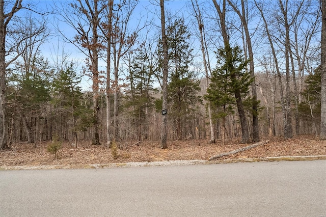 2537 Alpine Woods Dr, Innsbrook, MO 63390
