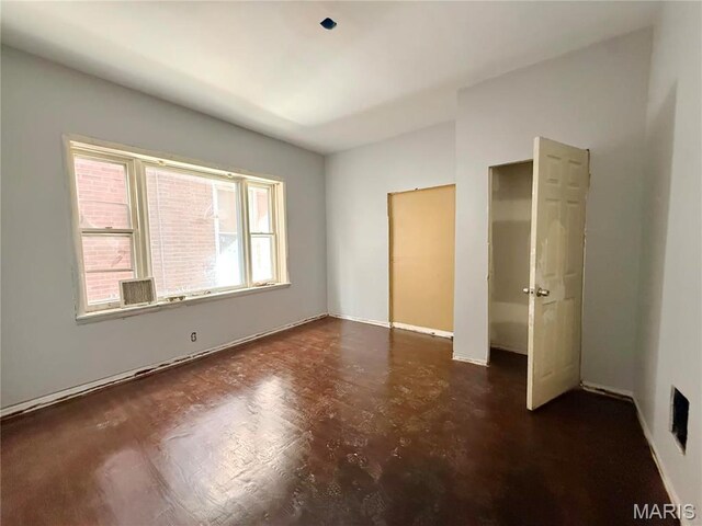 3949 Palm St, Saint Louis, MO 63107 - unfurnished bedroom with two closets