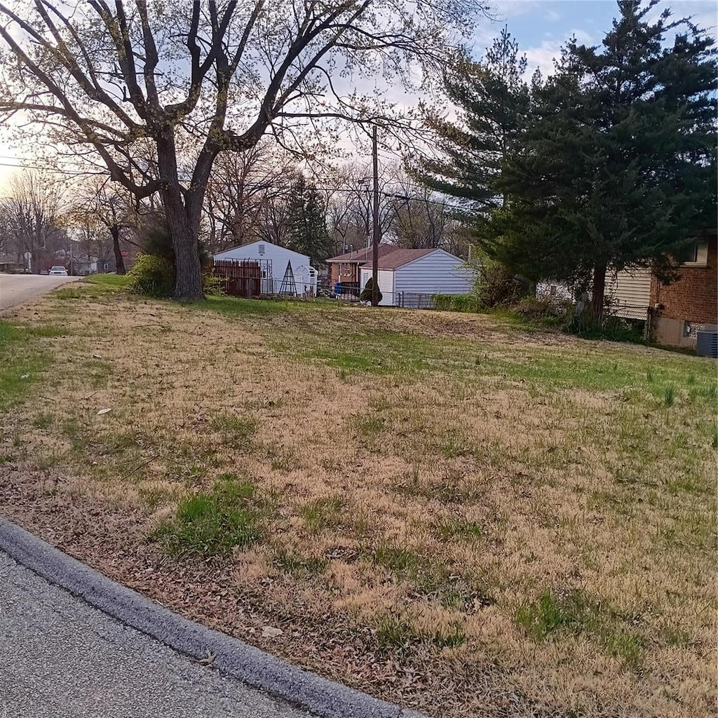 4421 Picajune Ave, Saint Louis, MO 63134