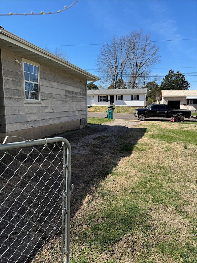 445 Manion, Sullivan, MO 63080 - view of grassy yard