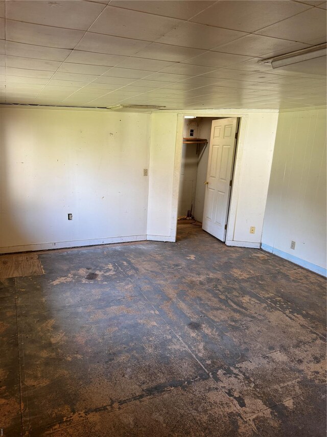 445 Manion, Sullivan, MO 63080 - unfurnished bedroom with baseboards and a closet
