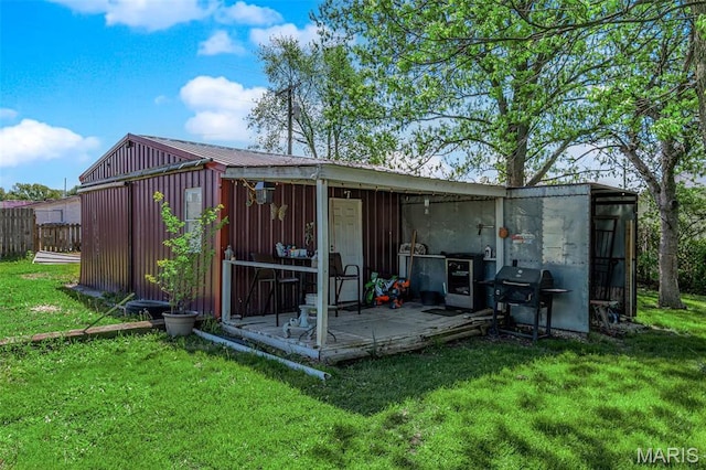 view of outbuilding