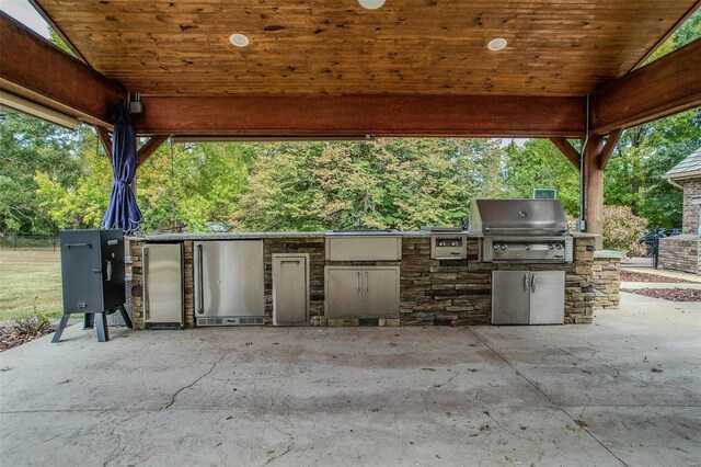 view of patio / terrace featuring area for grilling and grilling area