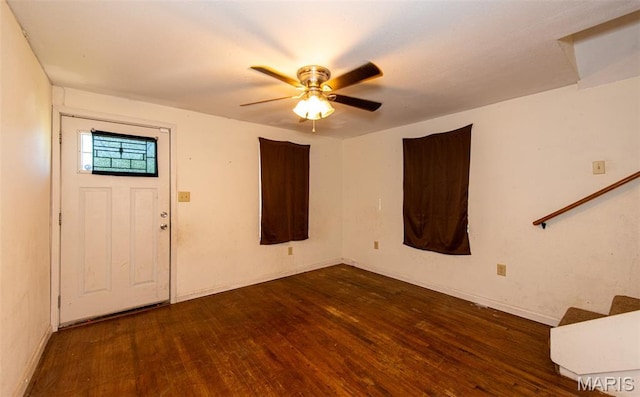 290 E Oak St, Saint Clair, MO 63077 - entrance foyer featuring wood finished floors, a ceiling fan, and baseboards