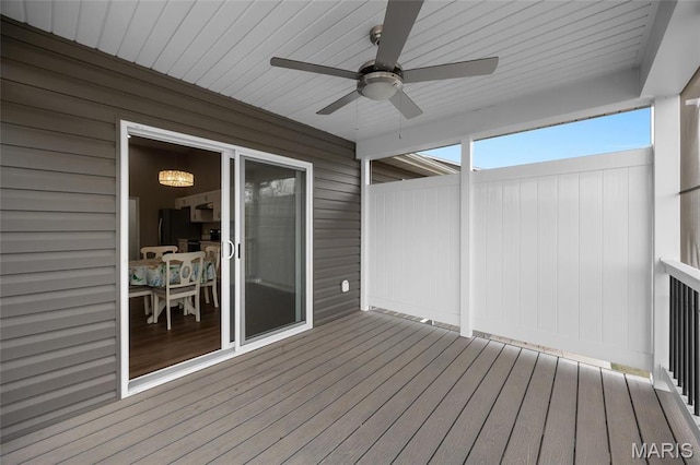 1542 Hickory Lndg, De Soto, MO 63020 - deck with a ceiling fan