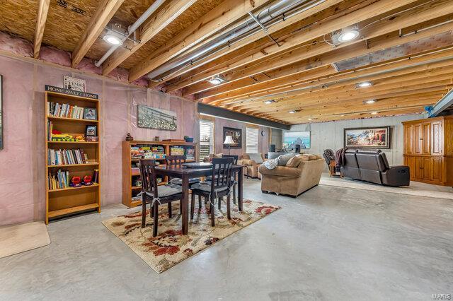 620 Lubbuck Ct, Moscow Mills, MO 63362 - dining room with concrete floors