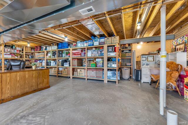 620 Lubbuck Ct, Moscow Mills, MO 63362 - view of unfinished below grade area
