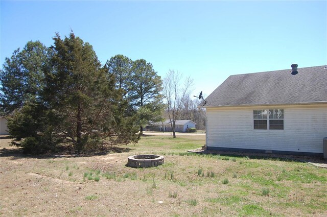 5711 Cedar Valley Dr, Poplar Bluff, MO 63901 - view of yard featuring a fire pit