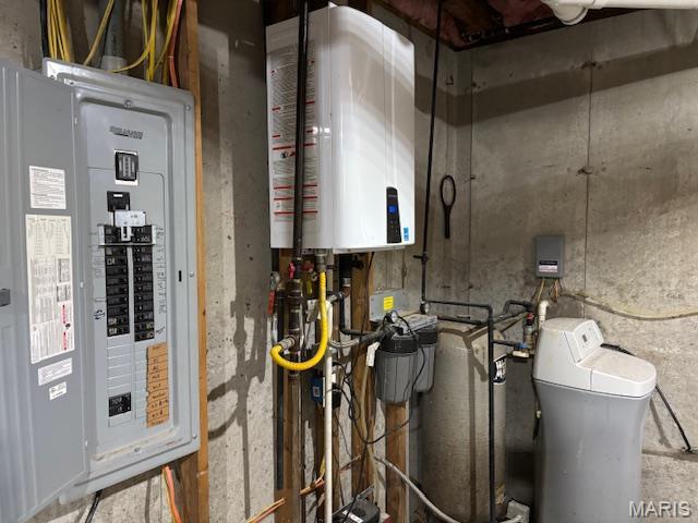 19125 County Road 1220, St James, MO 65559 - utility room with electric panel and water heater