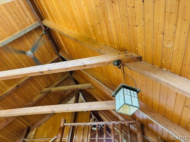 19125 County Road 1220, St James, MO 65559 - detailed view of wooden walls