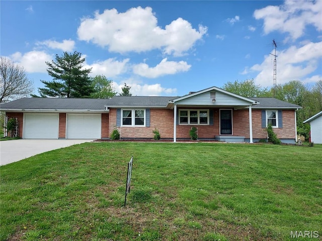 1411 Cardinal, Greenville, IL 62246 - photo 1