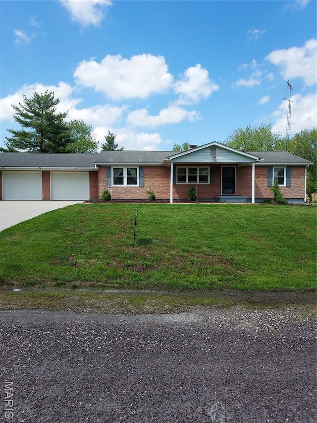 1411 Cardinal, Greenville, IL 62246 - photo 24