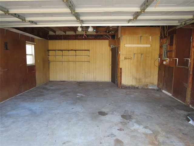8 Indian Hills Dr, Cuba, MO 65453 - garage with wood walls