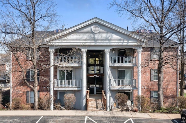 7600 Triwoods Dr Unit G, Saint Louis, MO 63119 - view of apartment building / complex featuring uncovered parking