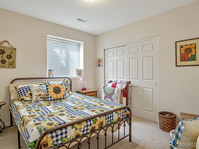 105 Megan Ct, Valmeyer, IL 62295 - bedroom with light colored carpet and a closet