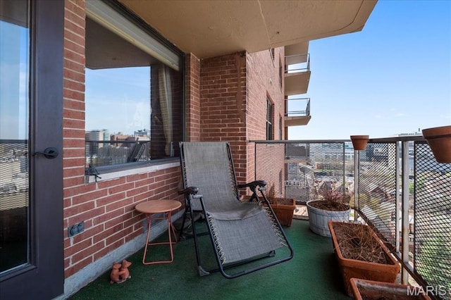 4466 W Pine Blvd Unit 15C, Saint Louis, MO 63108 - view of balcony