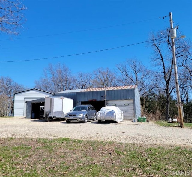 8336 Cedar Fork Rd, New Haven, MO 63068 - view of detached garage