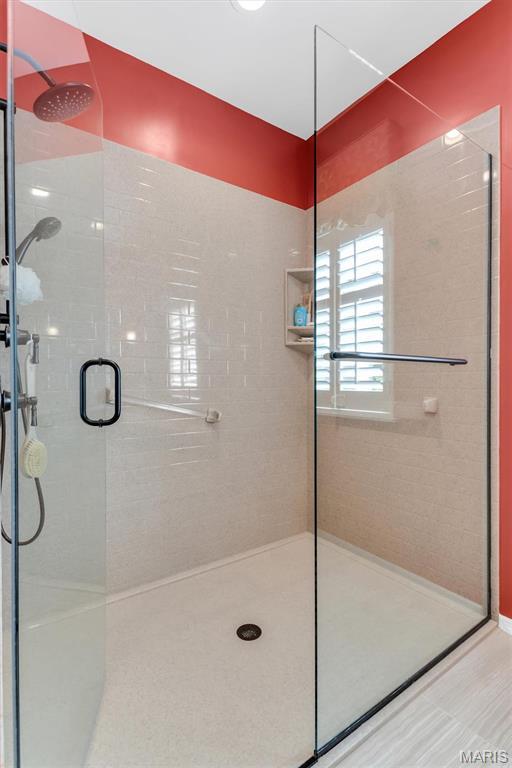 13463 Keller Ridge Cv, Saint Louis, MO 63128 - full bath with a stall shower