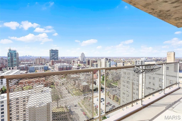 4466 W Pine Blvd Unit 23C, Saint Louis, MO 63108 - balcony featuring a city view