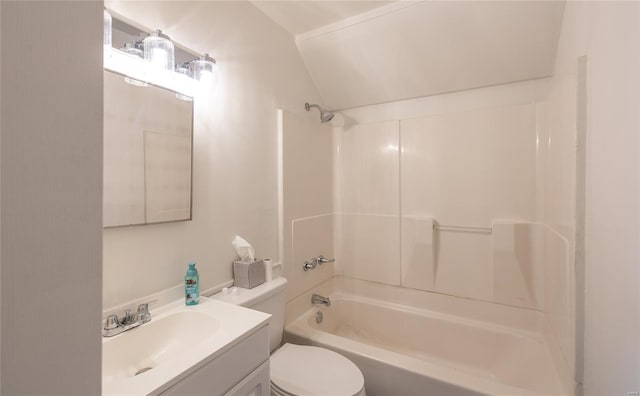 223 Warren St, Sullivan, MO 63080 - bathroom featuring vaulted ceiling, toilet, vanity, and washtub / shower combination