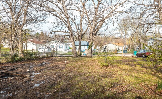 223 Warren St, Sullivan, MO 63080 - view of yard featuring a residential view and fence