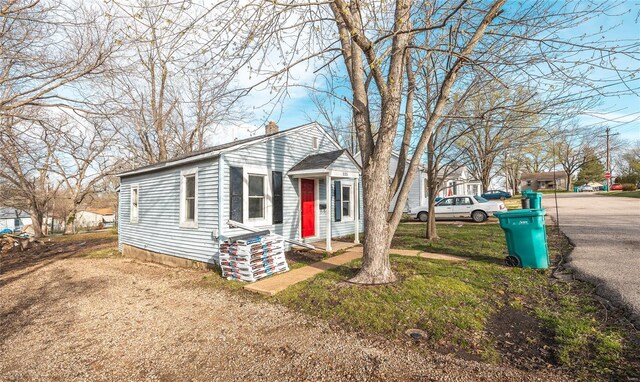 223 Warren St, Sullivan, MO 63080 - view of front of house with a chimney