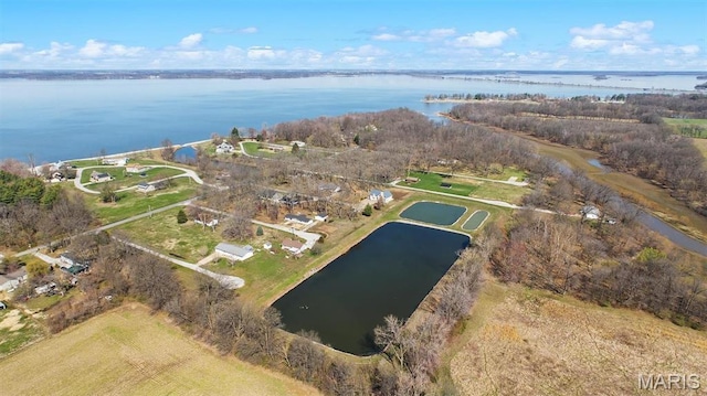 10 Mallard Dr, Carlyle, IL 62231 - aerial overview of property's location featuring a nearby body of water