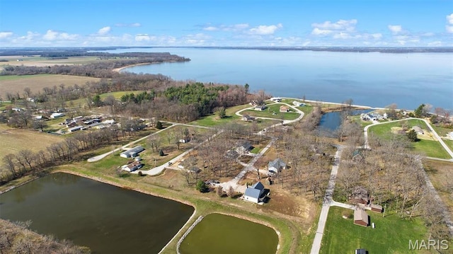 10 Mallard Dr, Carlyle, IL 62231 - view of property location with a nearby body of water