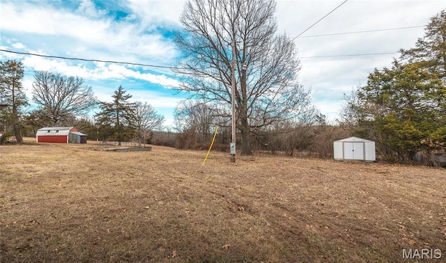 12000 State Rte E, Rolla, MO 65401 - view of yard featuring a shed