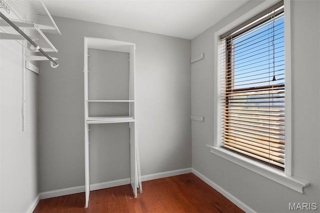 4525 Oakland Ave, Saint Louis, MO 63110 - view of closet