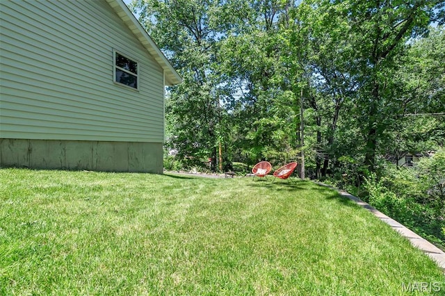 406 Meyer Ave, Saint Louis, MO 63122 - view of grassy yard