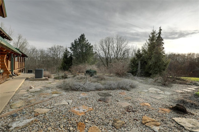 view of yard with cooling unit