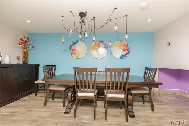86 Pebblebrook Ln, Saint Louis, MO 63146 - dining room with wood finished floors, recessed lighting, and baseboards
