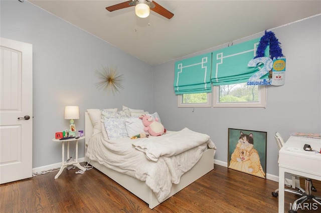 86 Pebblebrook Ln, Saint Louis, MO 63146 - bedroom with vaulted ceiling, wood finished floors, baseboards, and a ceiling fan