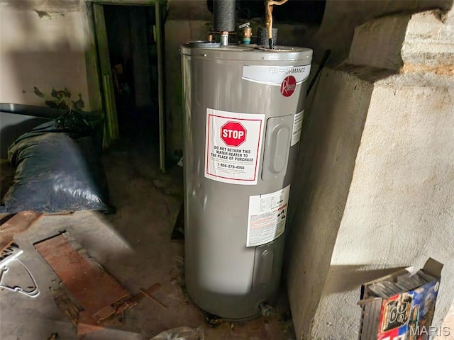 760 Swanwick St, Chester, IL 62233 - utilities with water heater