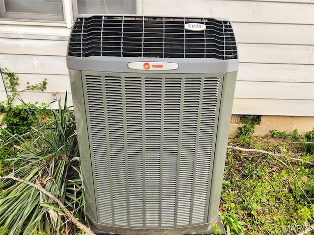 760 Swanwick St, Chester, IL 62233 - exterior view of central AC unit