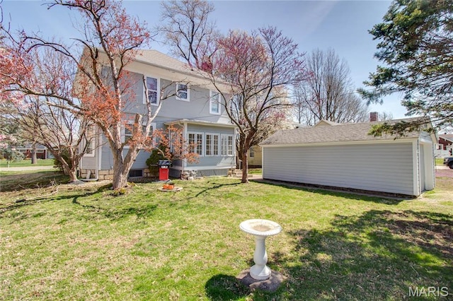 502 N State St, Jerseyville, IL 62052 - view of green lawn