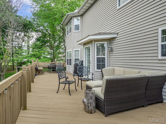 157 Knob Creek Ln, Ofallon, IL 62269 - wooden deck featuring an outdoor hangout area