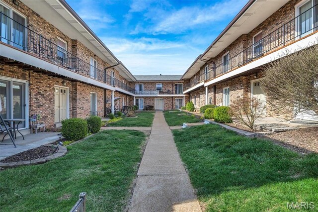 6904 Colonial Woods Dr Unit 101, Saint Louis, MO 63129 - photo 1