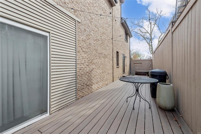 5089 Waterman Blvd, Saint Louis, MO 63108 - view of wooden terrace