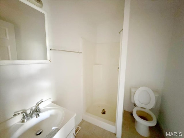 9903 Jeffrey Dr, Saint Louis, MO 63137 - photo 17