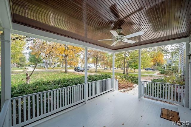 1211 S Geyer Rd, Saint Louis, MO 63122 - unfurnished sunroom with a ceiling fan and healthy amount of natural light